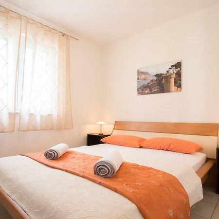 Apartment Smuljic Врбоска Экстерьер фото